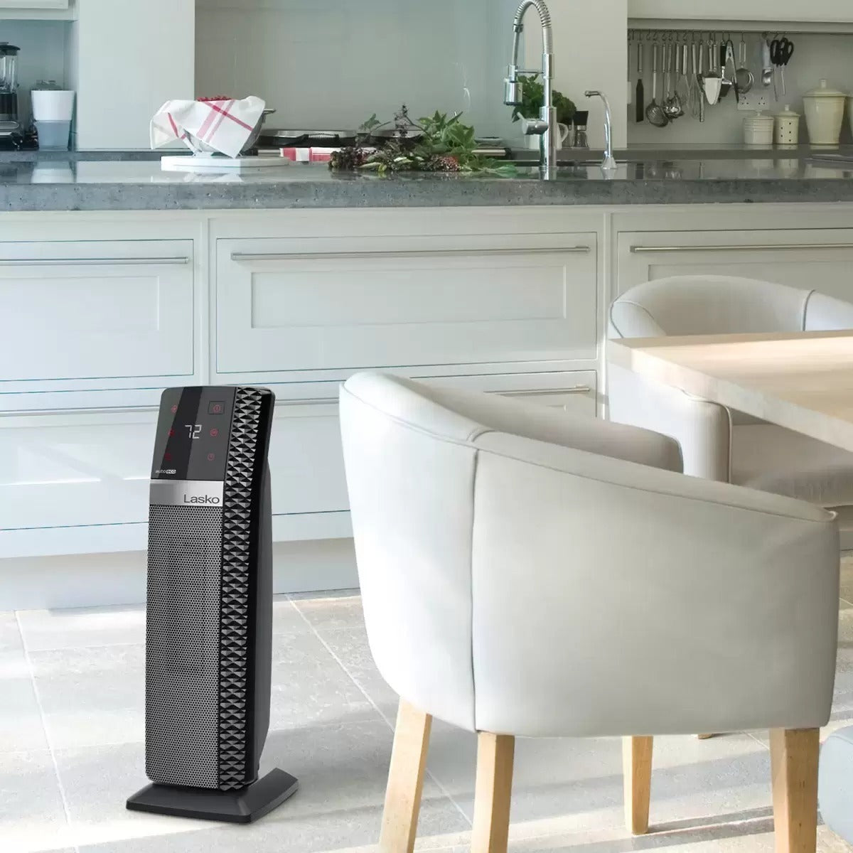 Lasko, Calentador De Torre De Cerámica Con Control  Negro